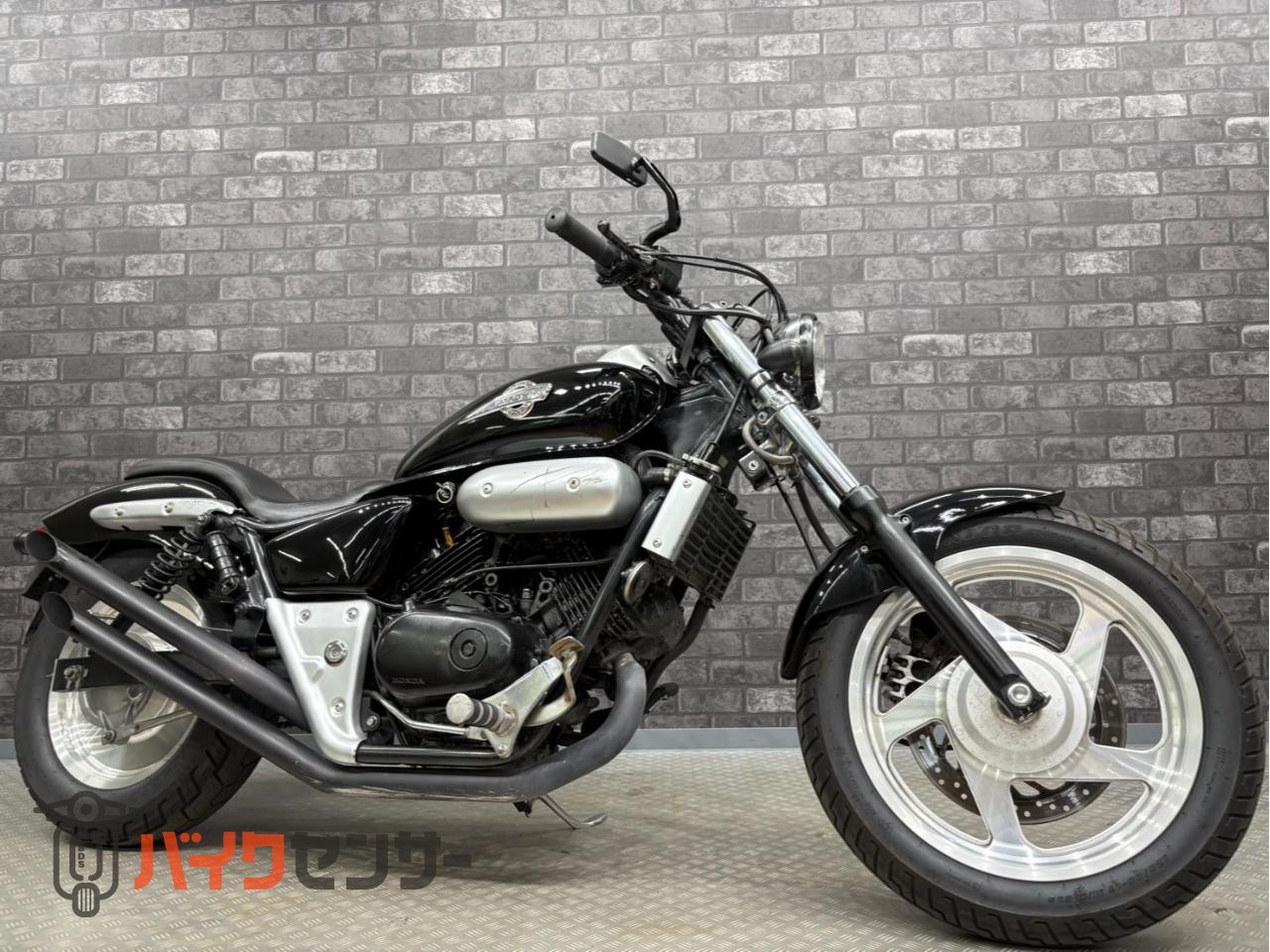ホンダ マグナ250 社外マフラー カスタムハンドル シート サイドバック