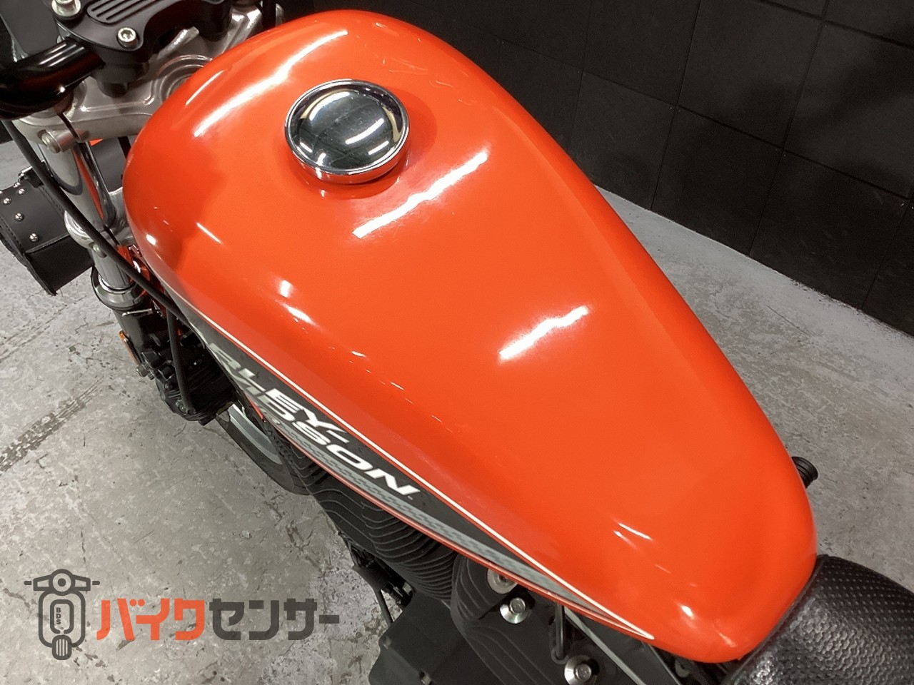 ハーレーダビッドソン XL883R 乗出し整備済・車検残(R10年9月迄