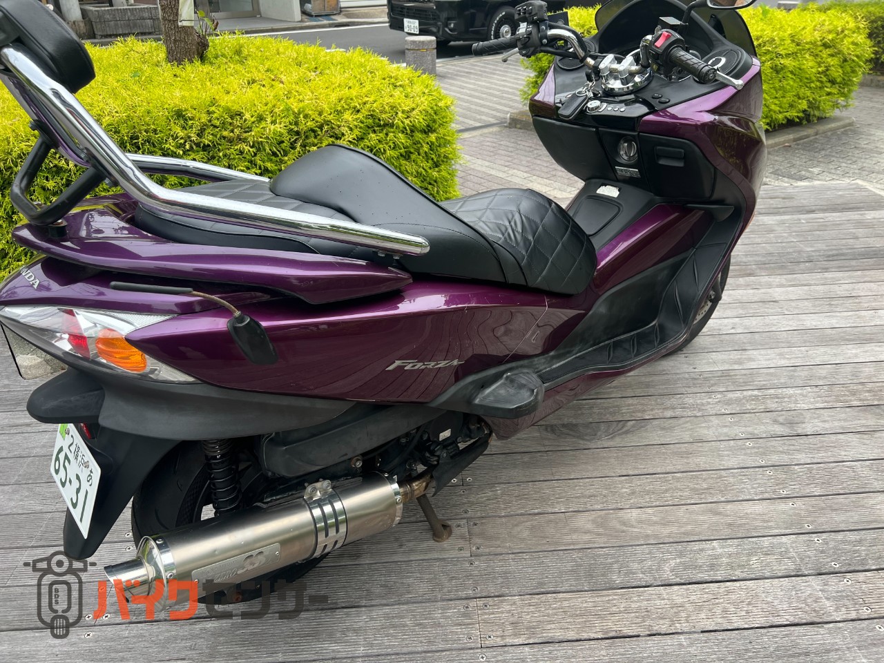 ホンダ フォルツァZ MF10 オーディオパッケージ タイヤ前後新品