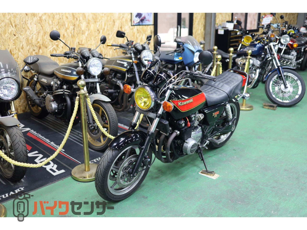 カワサキ カワサキ ZEPHYR400 Z400FX仕様 E4B外装