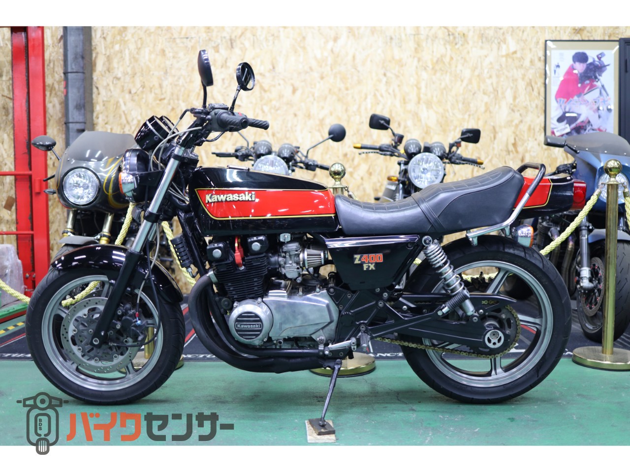 カワサキ カワサキ ZEPHYR400 Z400FX仕様 E4B外装
