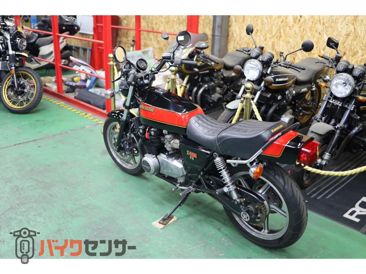 カワサキ カワサキ ZEPHYR400 Z400FX仕様 E4B外装