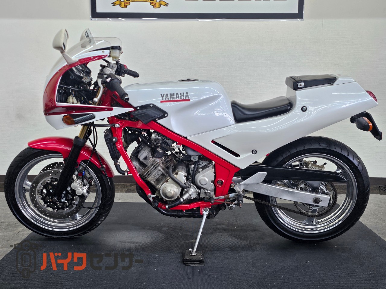 ヤマハ FZR250 ユーザー買取車 2KR型 ハーフカウルカスタム 社外