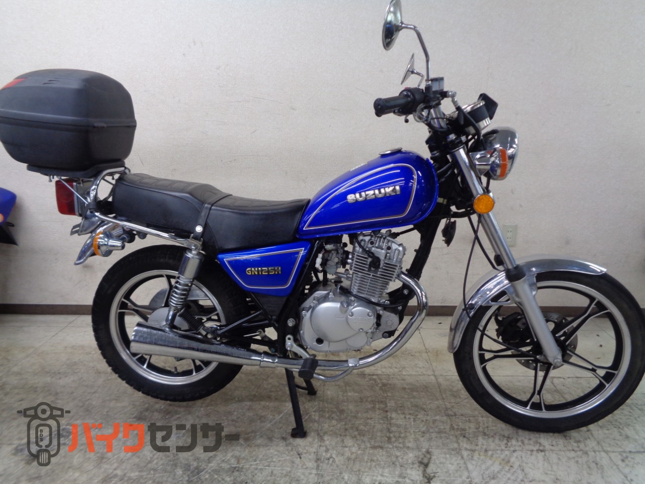 スズキ GN125H リアボックス キャブ車 空冷SOHC124cc単気筒