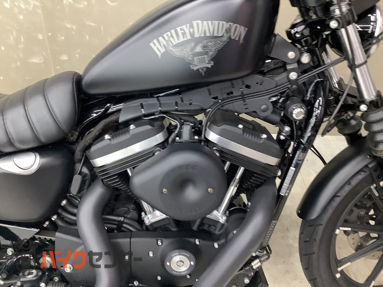 ハーレーダビッドソン Sportster 883 Iron [ XL883N ]VANCE&HINES