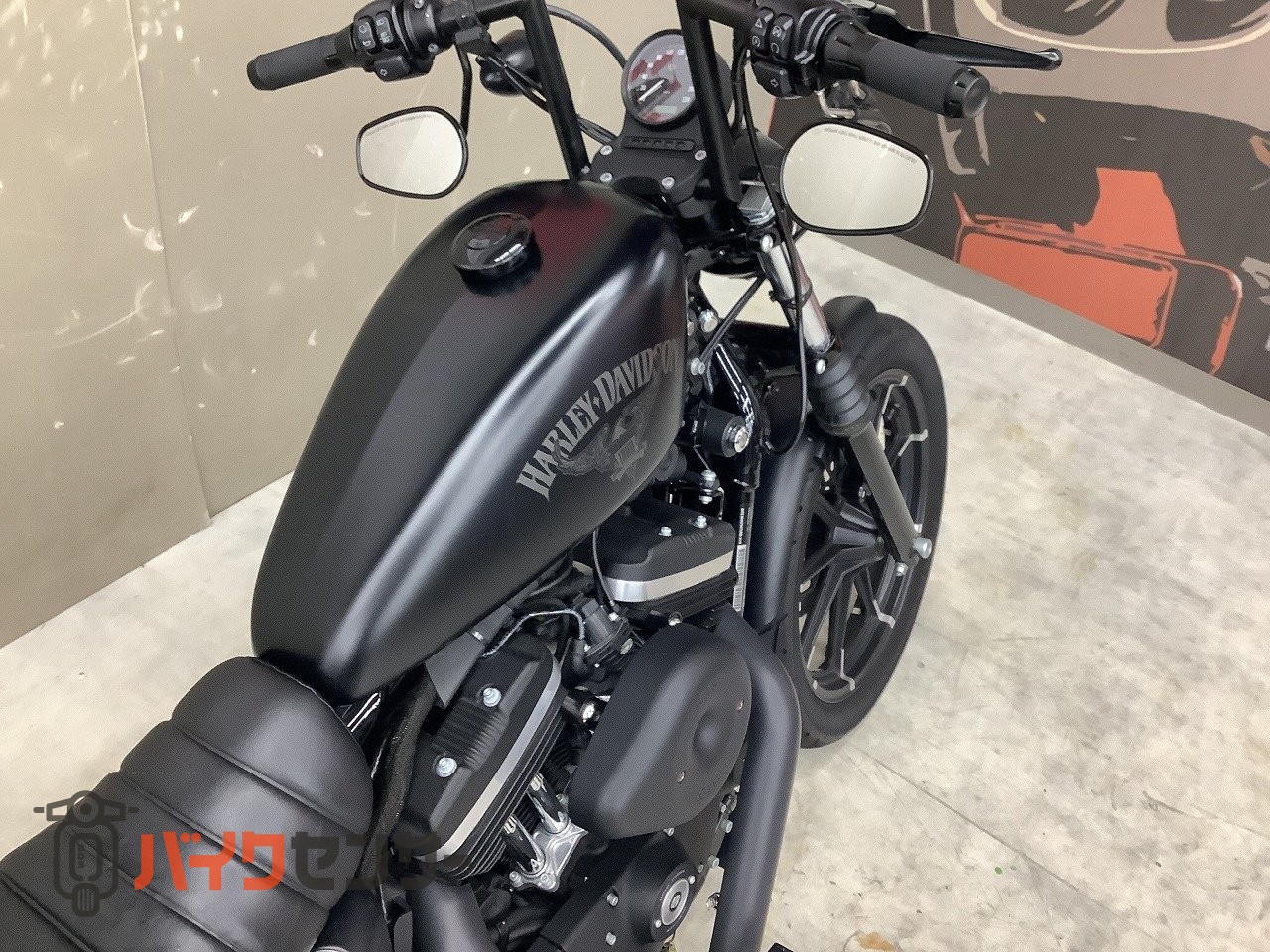 ハーレーダビッドソン Sportster 883 Iron [ XL883N ]VANCE&HINES
