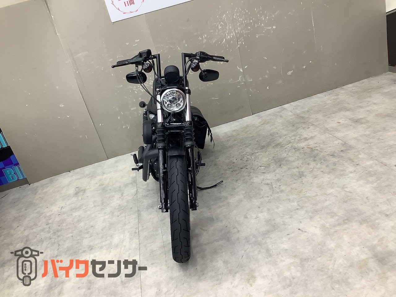 ハーレーダビッドソン Sportster 883 Iron [ XL883N ]VANCE&HINES