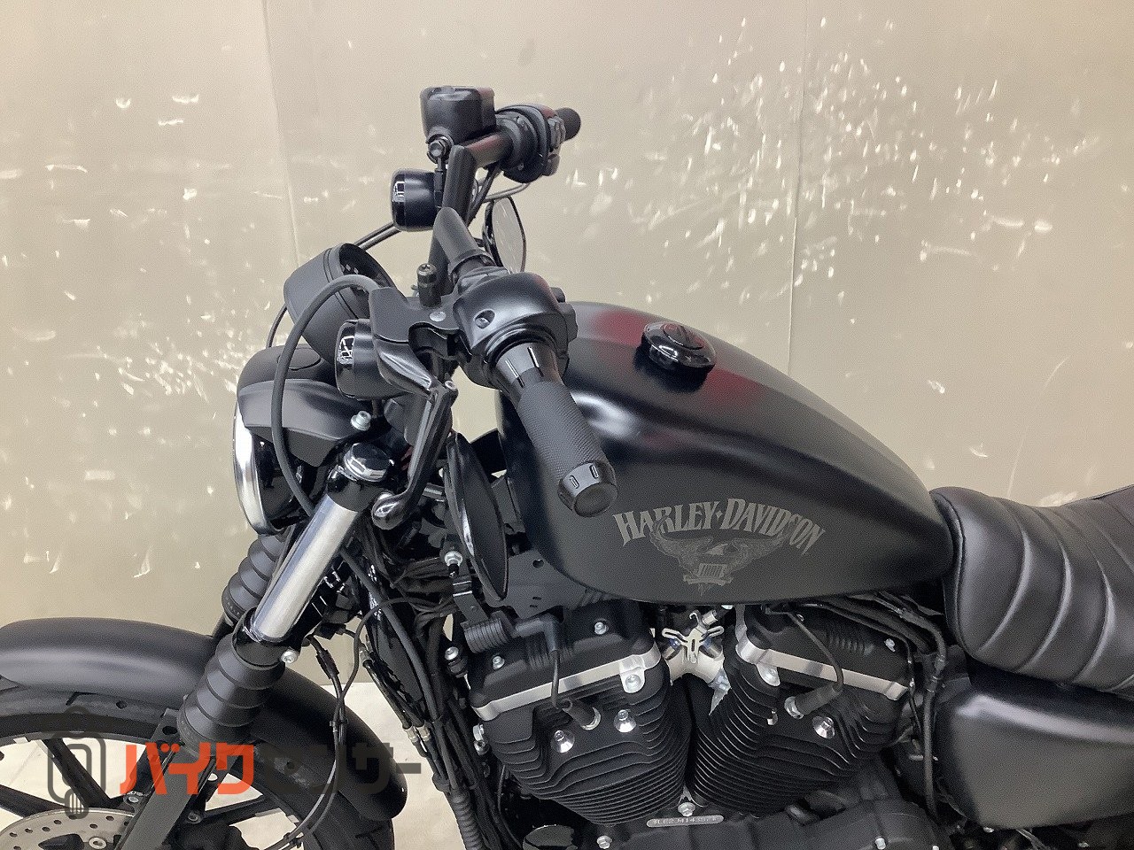 ハーレーダビッドソン Sportster 883 Iron [ XL883N ]VANCE&HINES