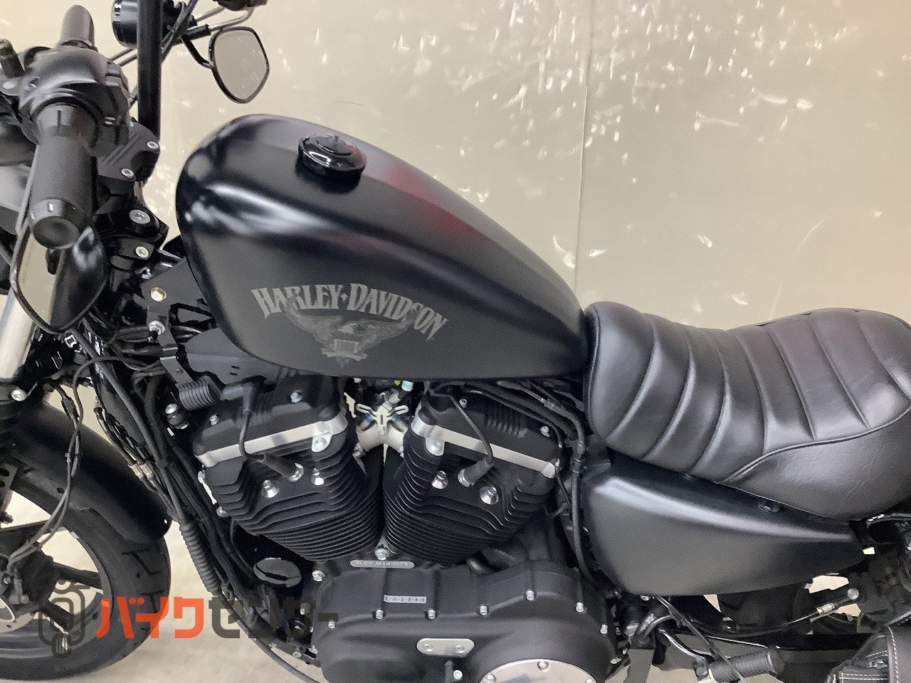 ハーレーダビッドソン Sportster 883 Iron [ XL883N ]VANCE&HINES