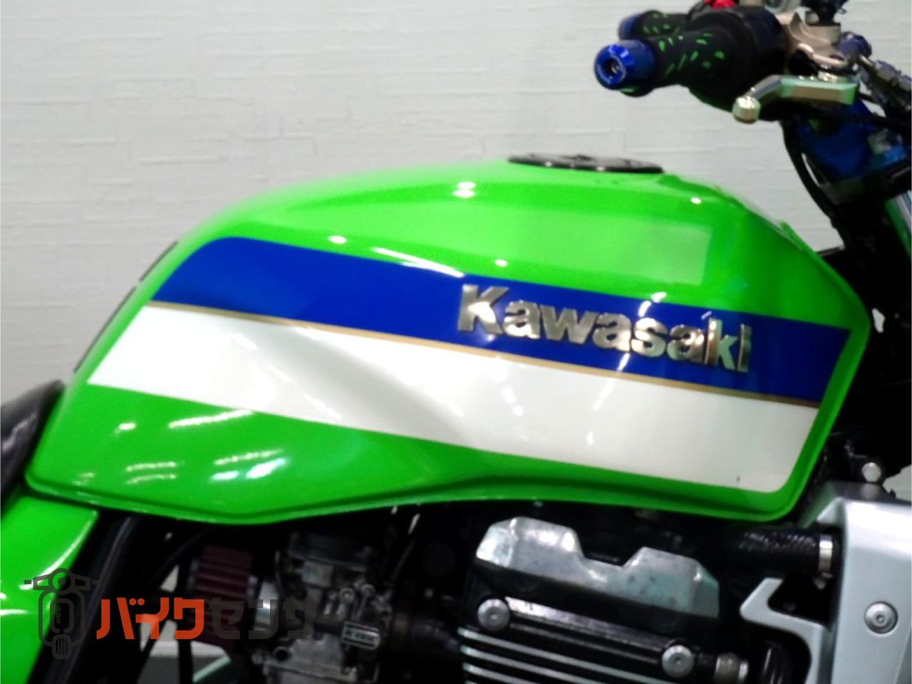 カワサキ ZRX1100大人のカスタムネイキッドせっかく乗るなら、走りにも