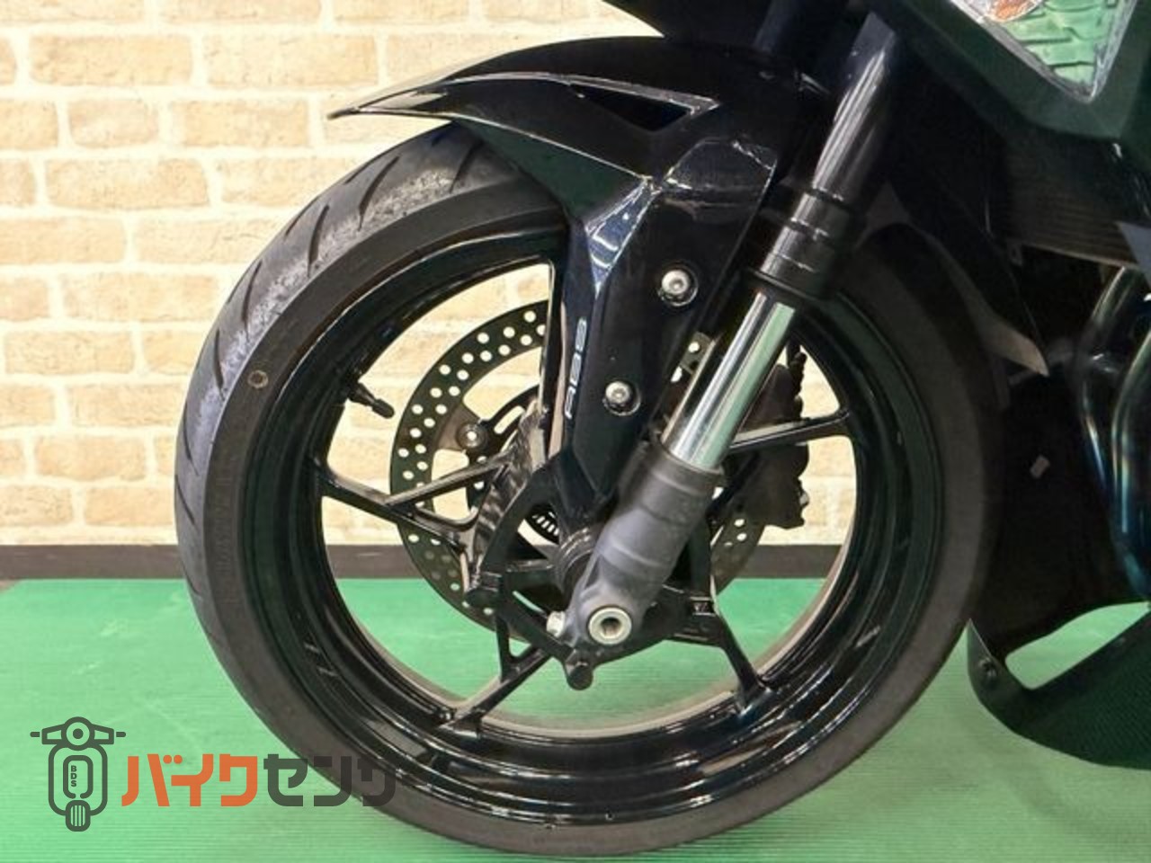カワサキ ZX-25R BEETマフラーフルエキ babyfaceバックステップ