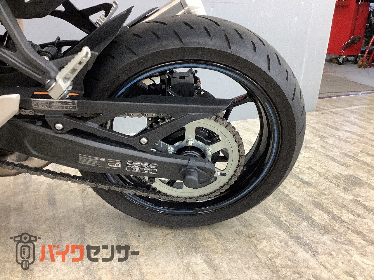 カワサキ Ninja ZX-25R SE 2024年モデル ワンオーナー・スライダー付き