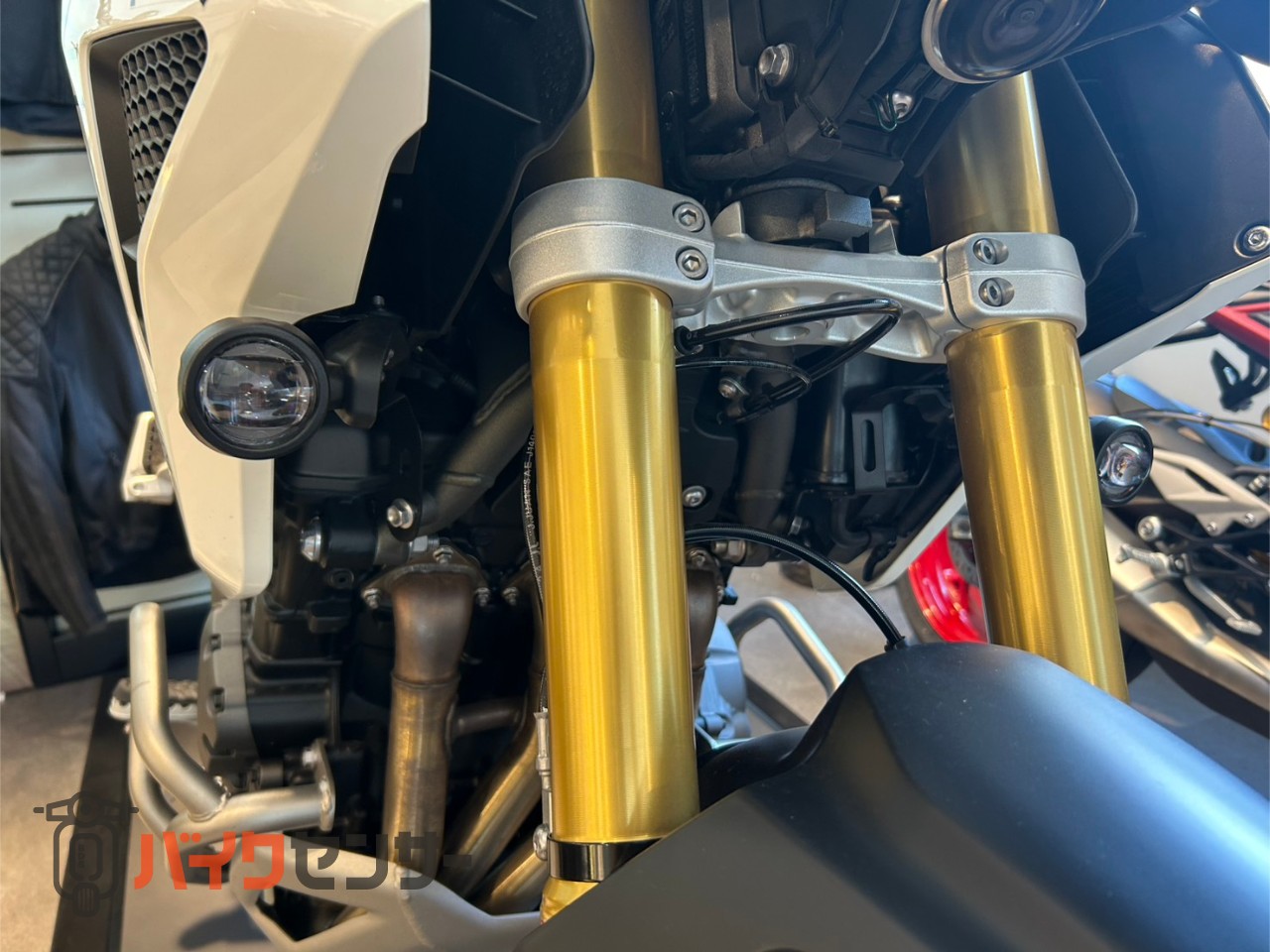 トライアンフ タイガー1200デザートエディション グリップヒーター