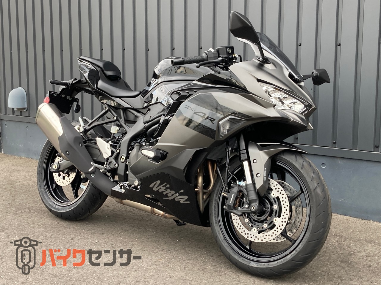 カワサキ NINJA ZX-4R SE 2027 クイックシフター スモークウインド