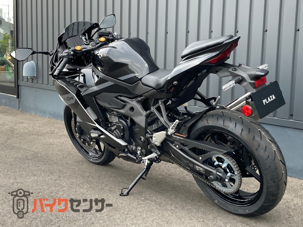 カワサキ NINJA ZX-4R SE 2027 クイックシフター スモークウインド