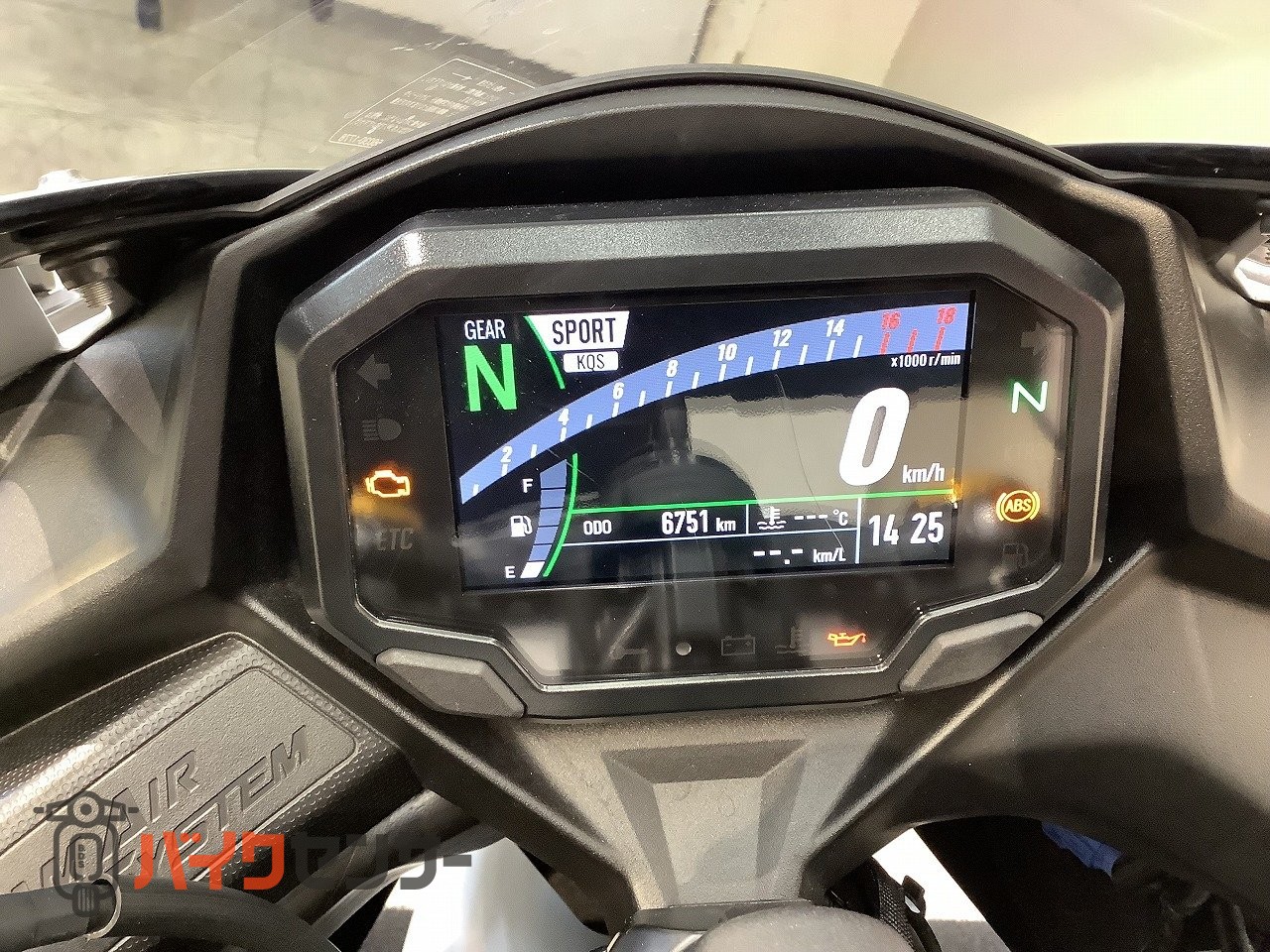 カワサキ Ninja ZX-4R SE 2025年モデル インジェクション！! B697671