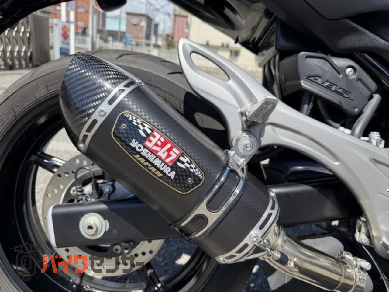 スズキ グラディウス400 ヨシムラ製スリップオンマフラー・ETC・USB
