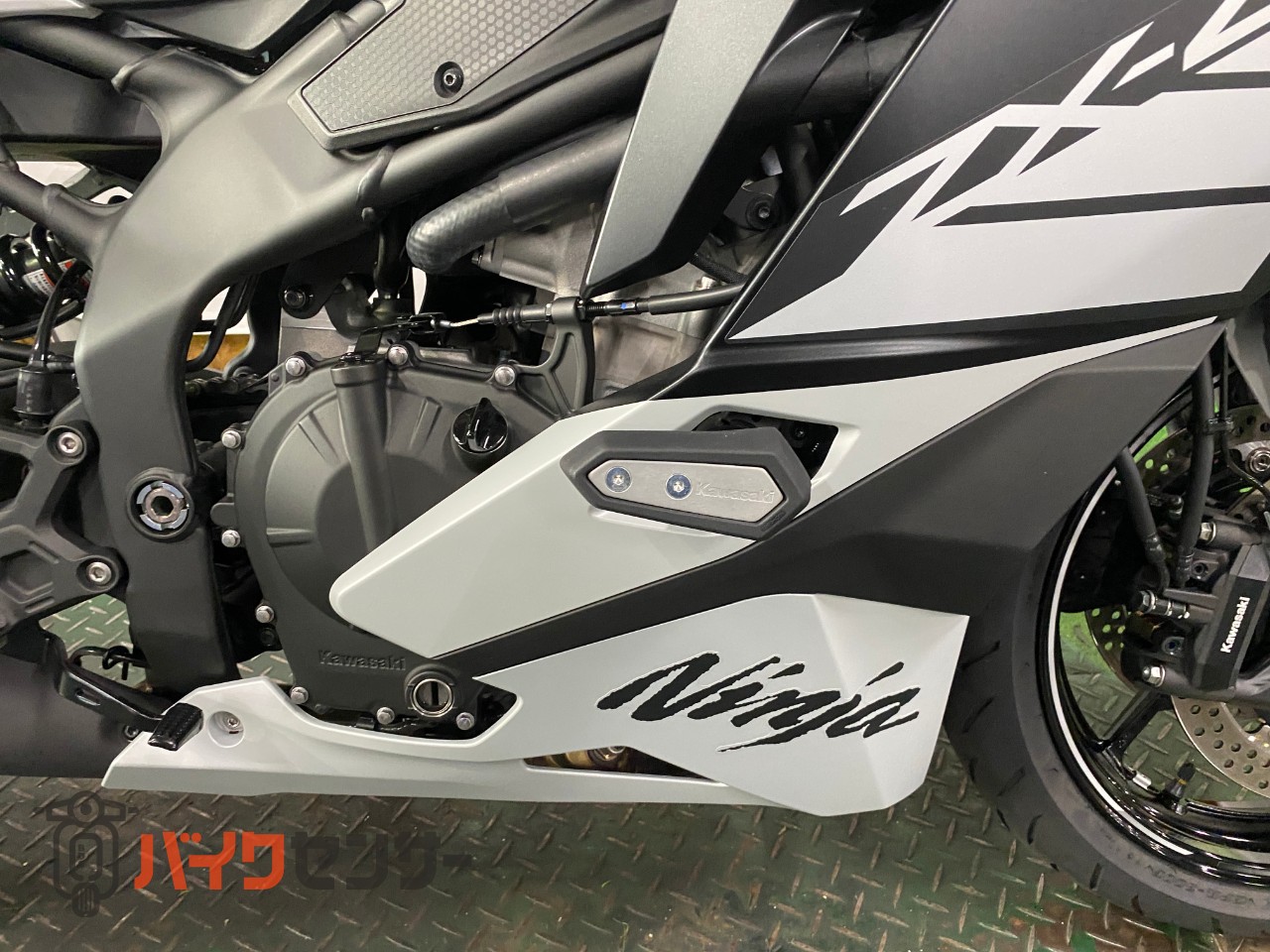 nora Kawasaki W400 純正ヘッドライト 極美品 SR400 SR400に適合する