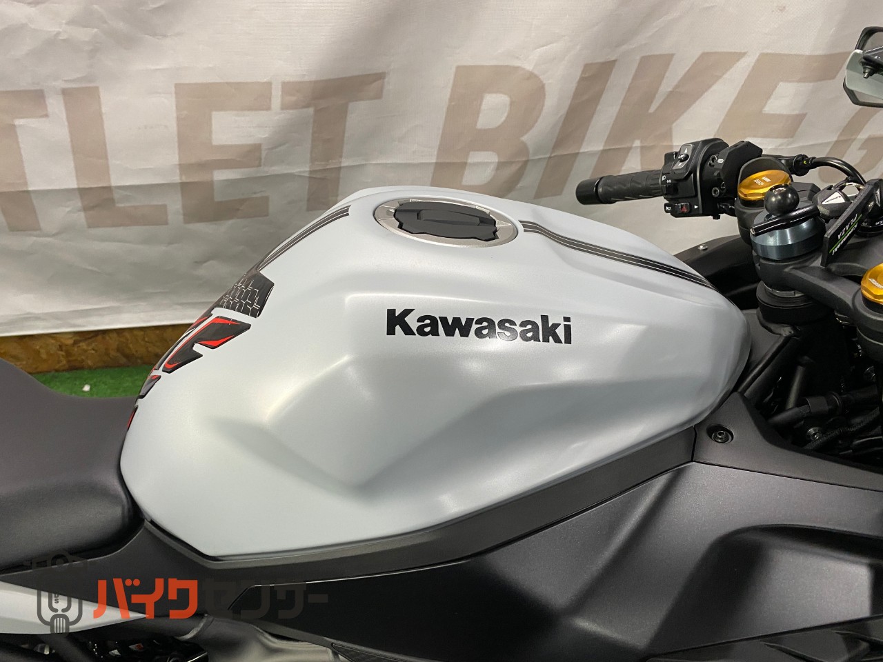 カワサキ Ninja ZX-4R SE ETC2.0 USBポート ワンオーナー 純正