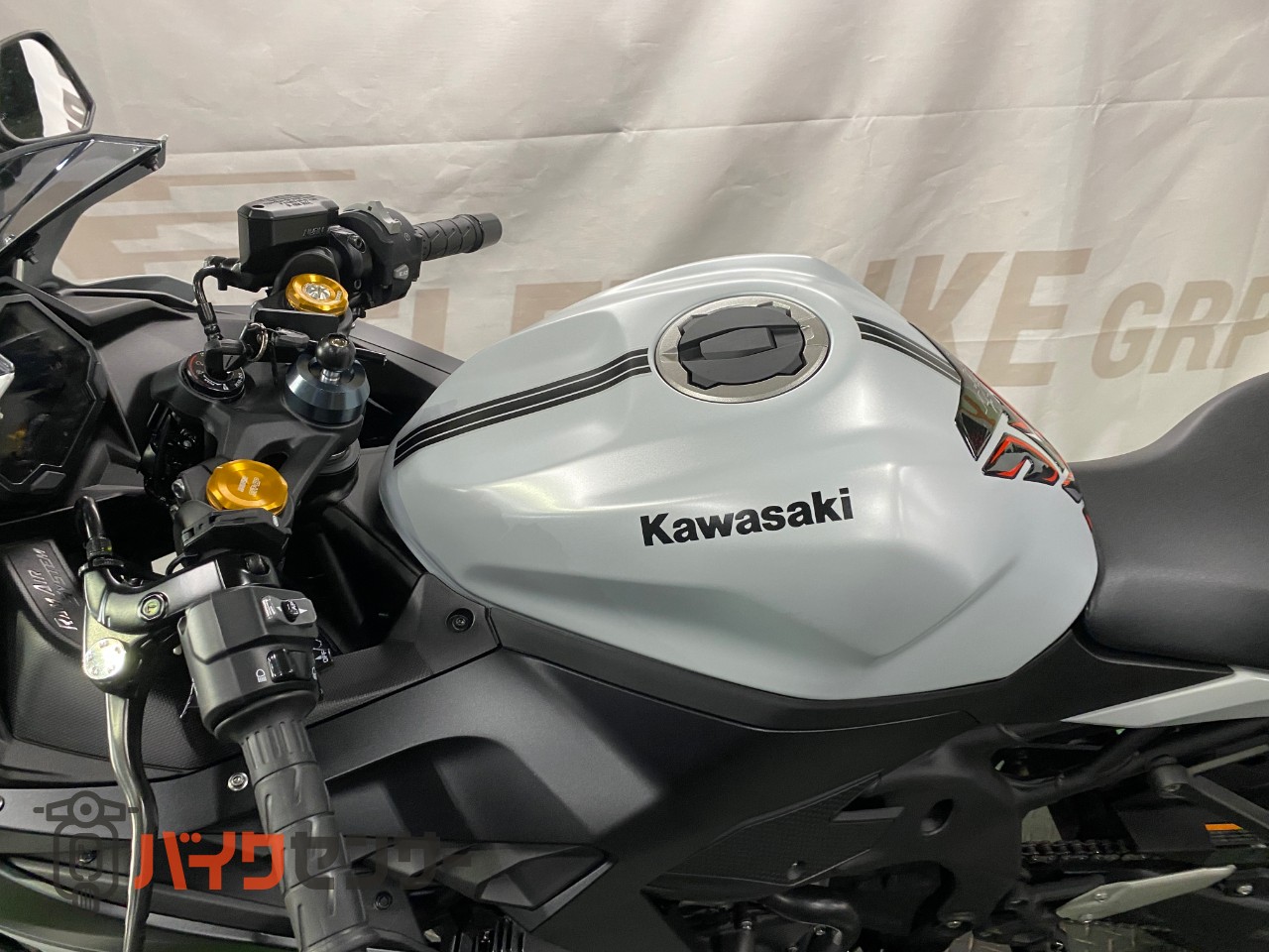 カワサキ Ninja ZX-4R SE ETC2.0 USBポート ワンオーナー 純正