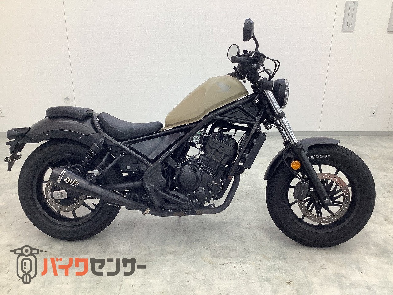 ホンダ レブル250 2020年モデル サイドバッグ装備 純正マフラーにてお