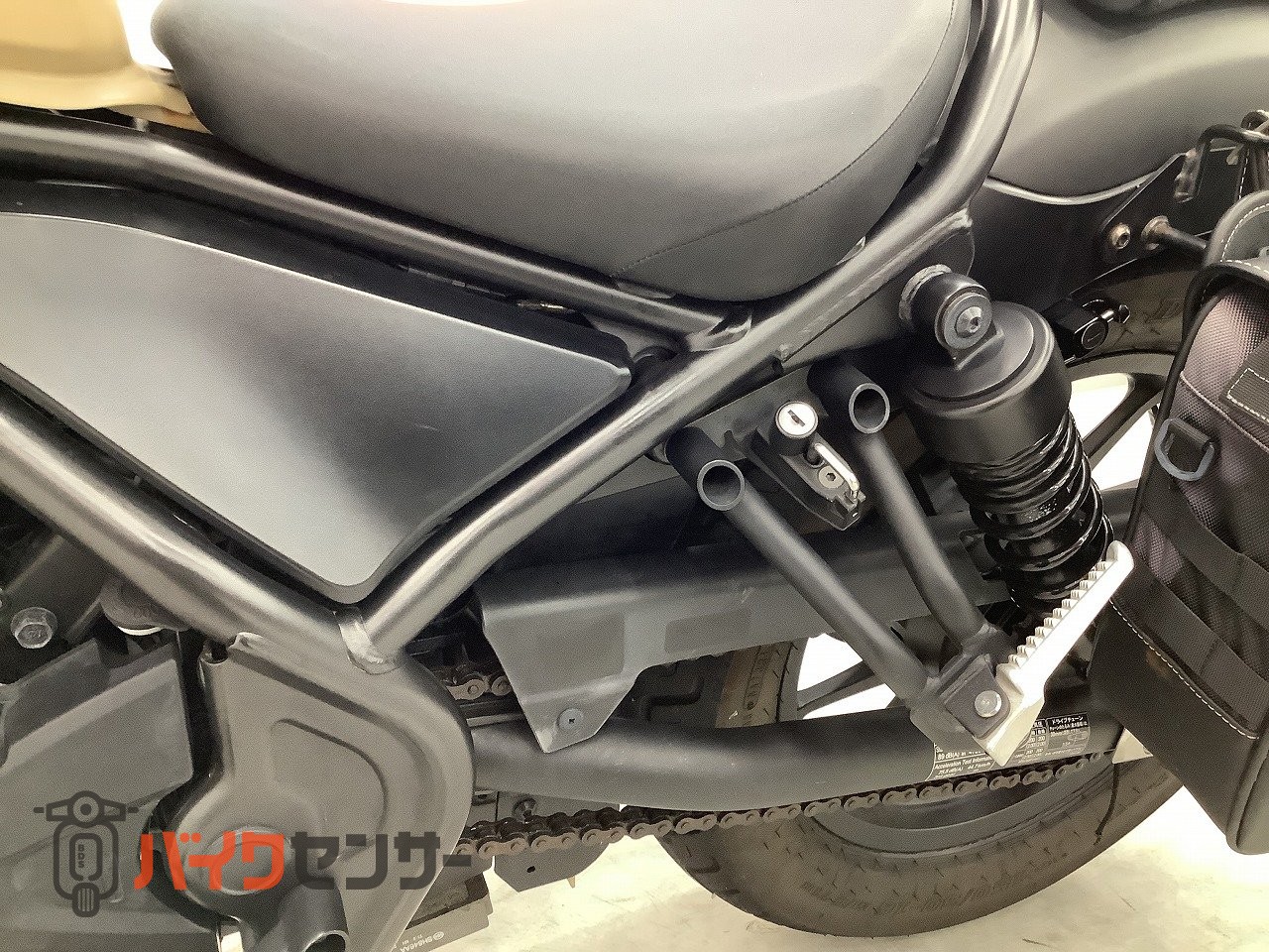 ホンダ レブル250 2020年モデル サイドバッグ装備 純正マフラーにてお