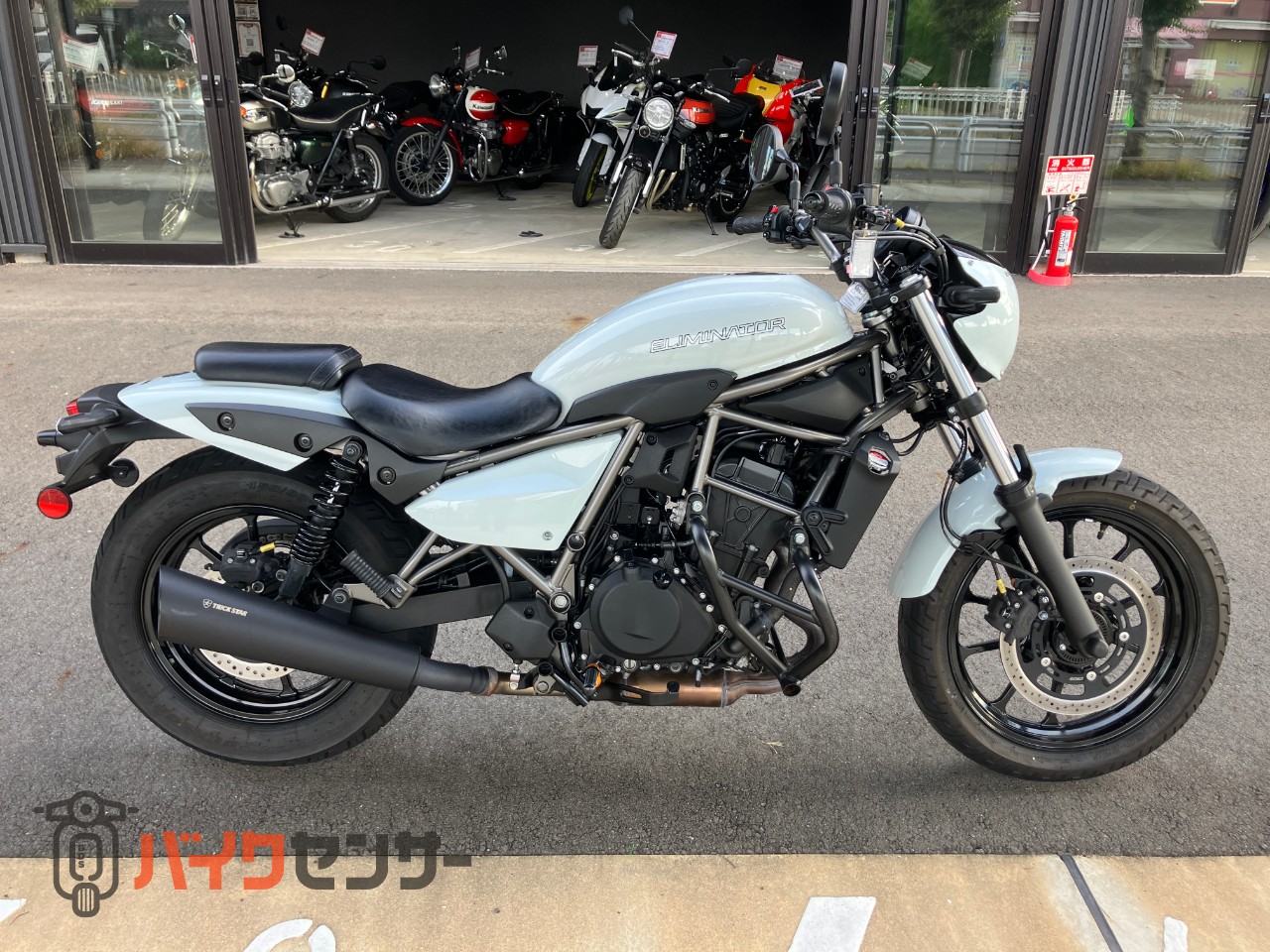 カワサキ エリミネーター400 トリックスターマフラー エンジンガード