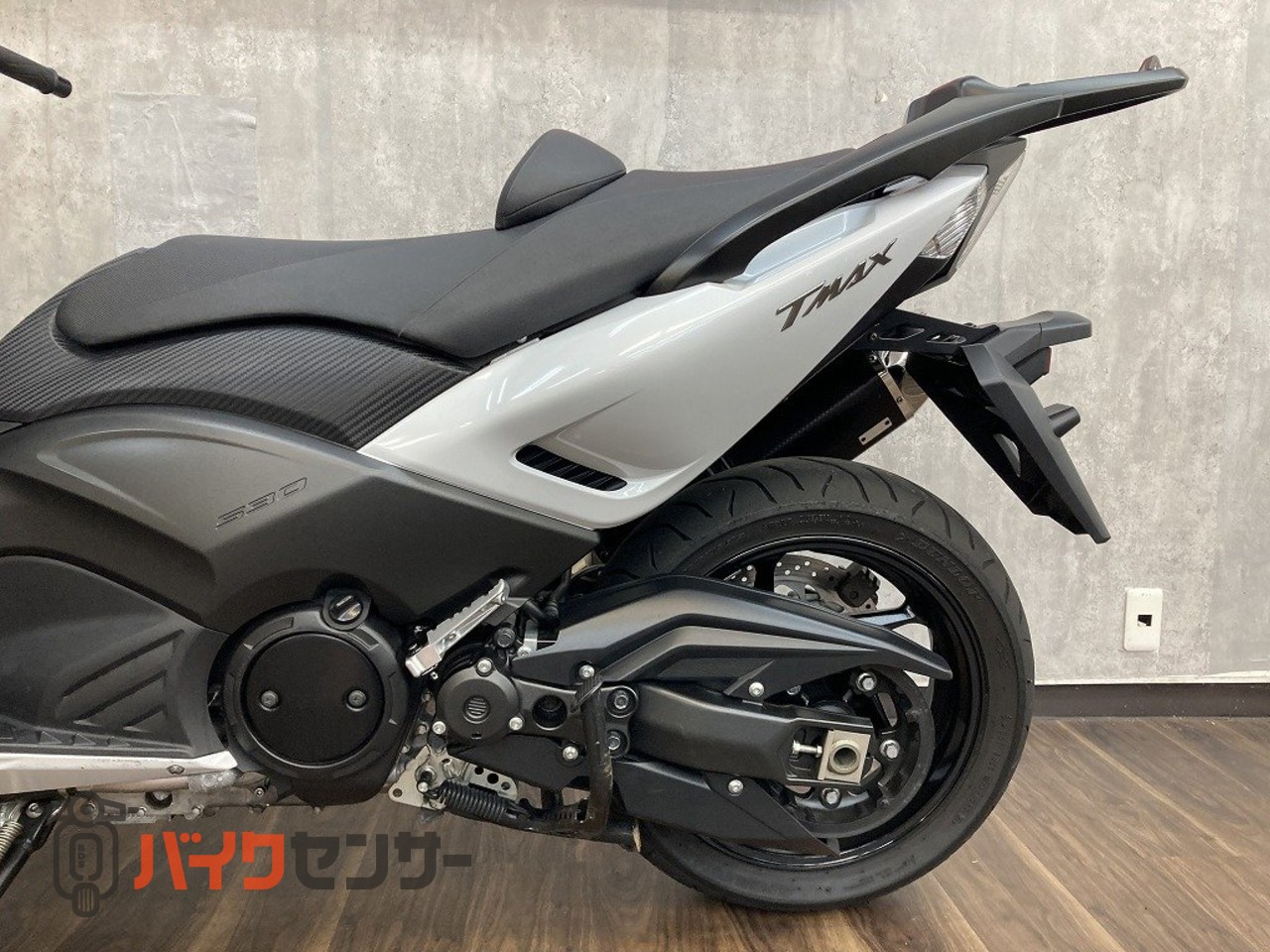ヤマハ TMAX530 2015年モデル ヨシムラフルエキマフラー