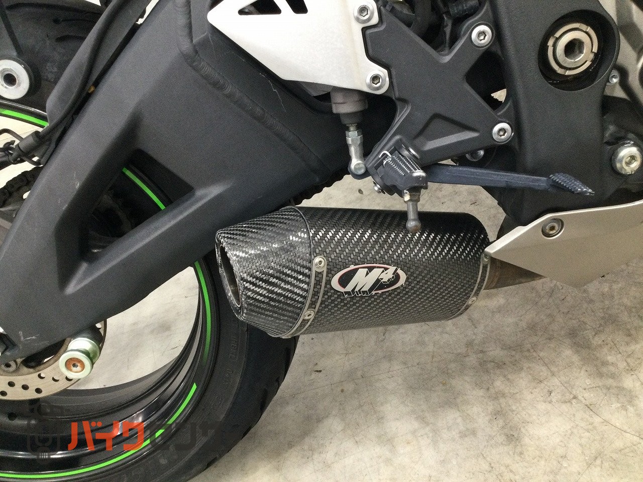 カワサキ Ninja ZX-10R 2017年モデル Activeフェンダーレスキット USB
