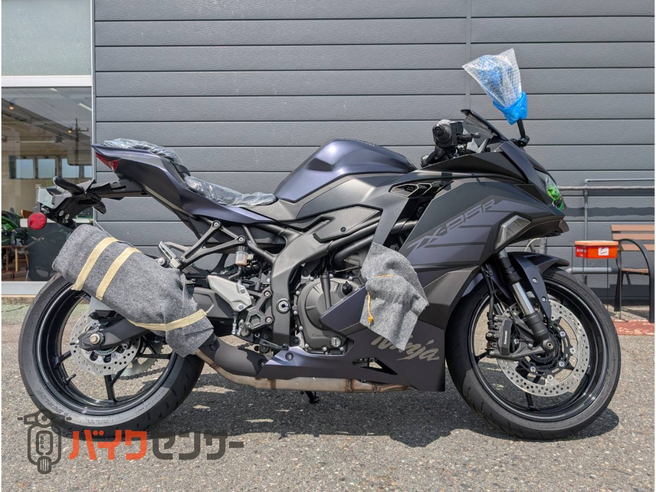 カワサキ Ninja ZX-25R SE 2025年モデル B698881| BDSバイクセンサー