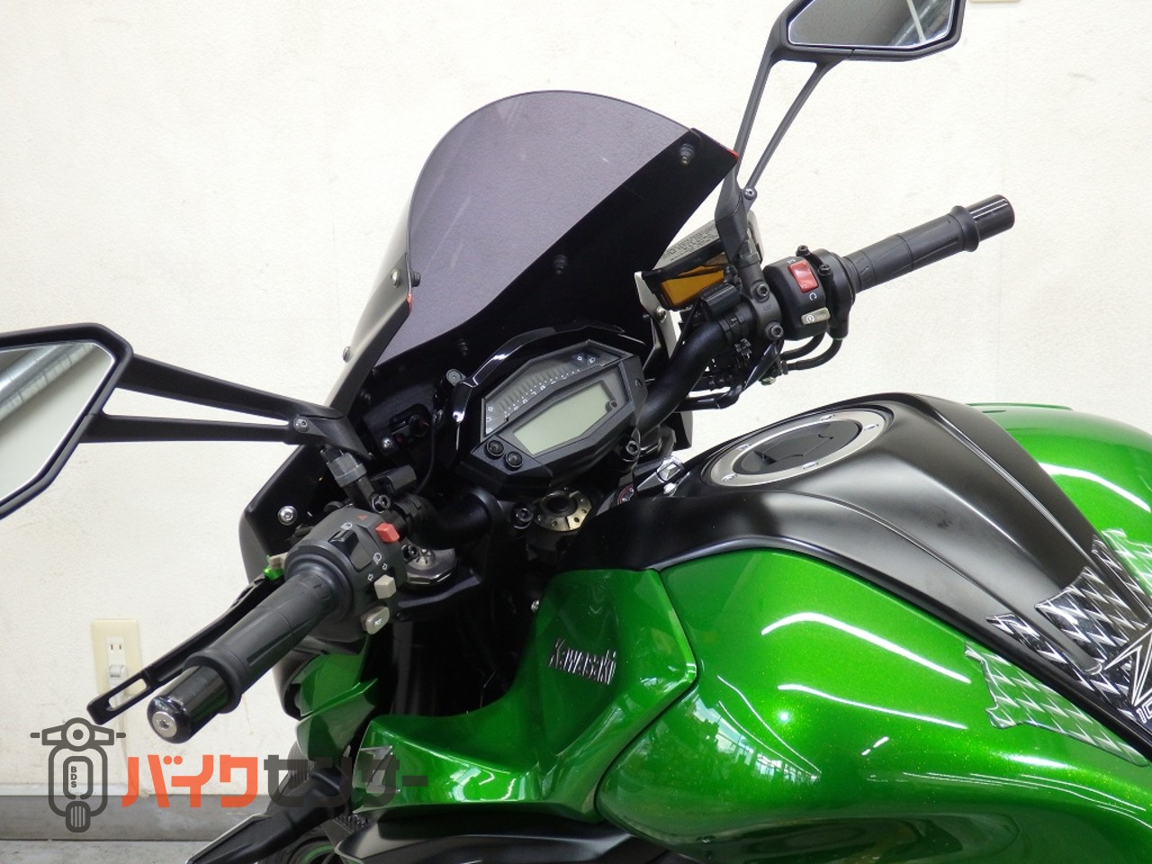 カワサキ Z1000 ZXT00W 2018年モデル オーリンズ製リアサス