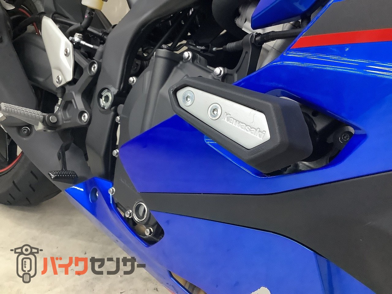 カワサキ Ninja ZX-4R SE ワンオーナー！前後ドラレコ、USBポート付き