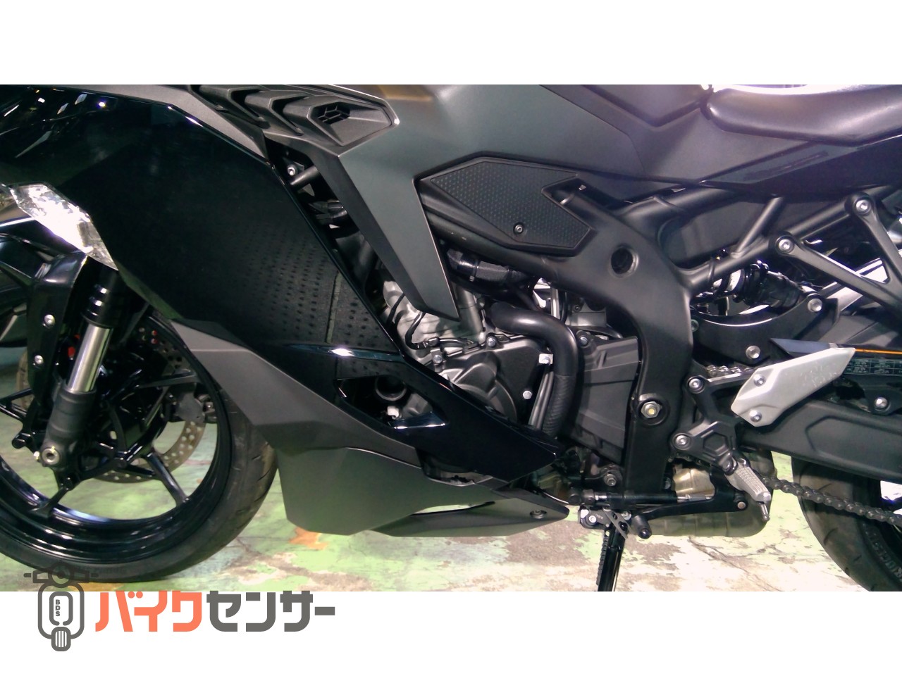 カワサキ Ninja ZX-25R ZX250E ABS ETC マルチバー フェンダーレス
