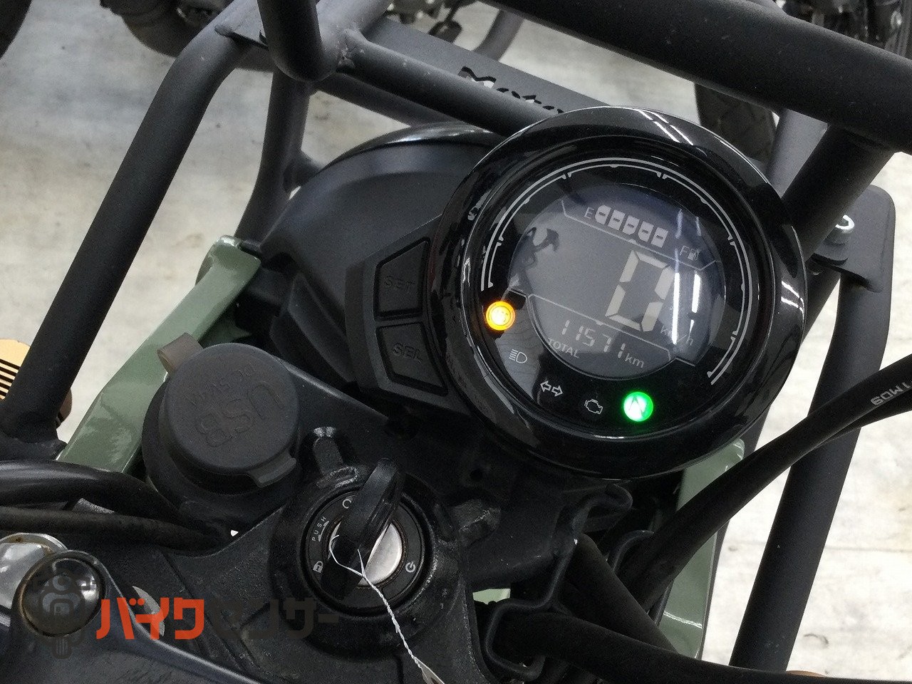 ホンダ CT125ハンターカブ【モリワキマフラー・フォグランプ他カスタム