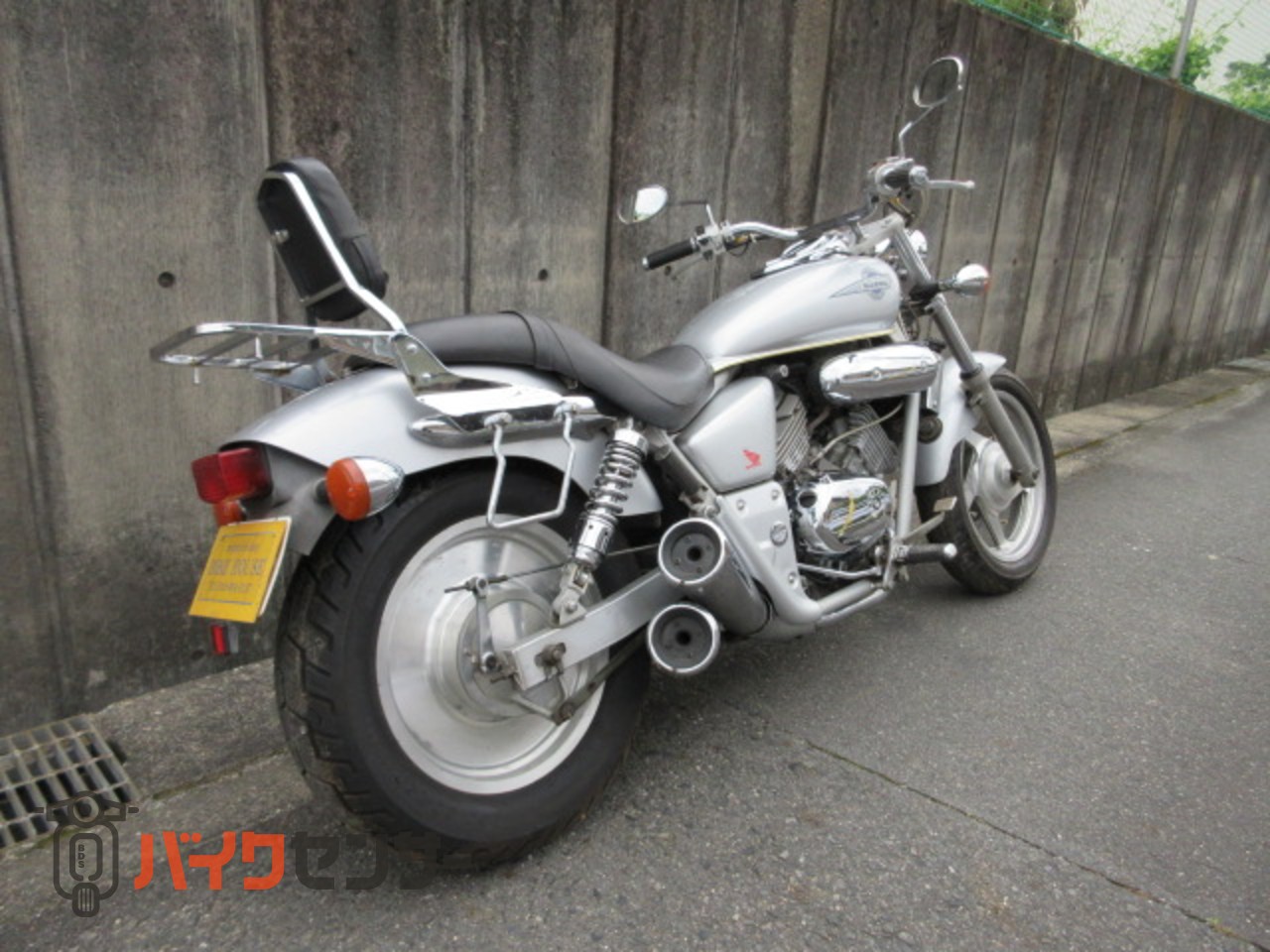ホンダ マグナ250 シルバー バックレスト付き サイドバッグサポート