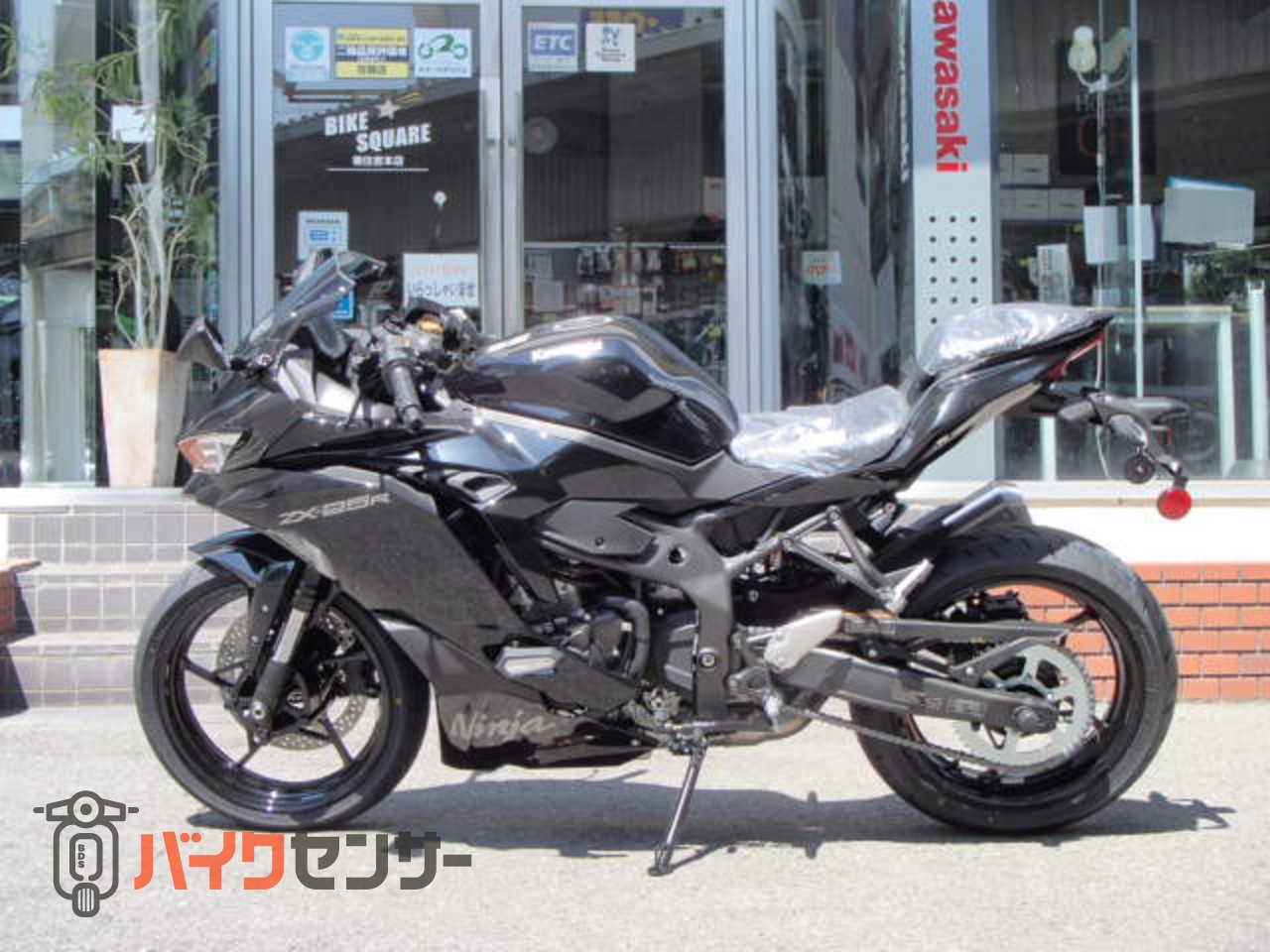 じす カワサキ NINJA ZX-25R SE 2027年モデル 新車 ABS B699454| BDS