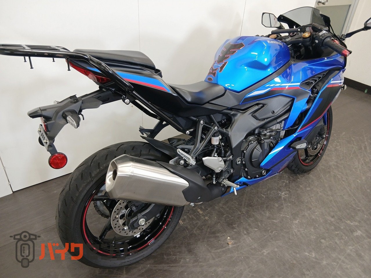 カワサキ Ninja ZX-4R SE 2024年式 リアキャリア装備 B699509| BDS