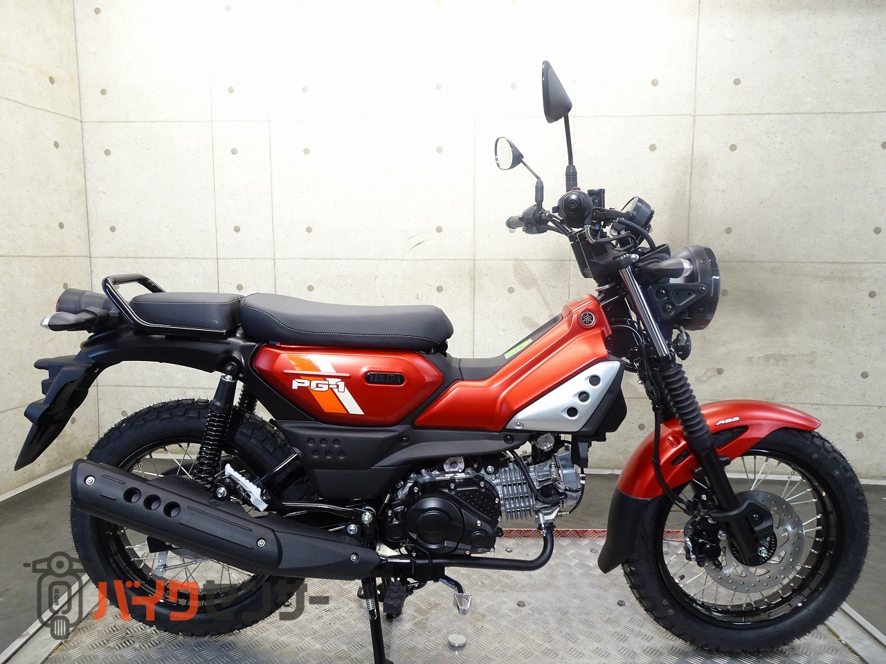 YAMAHA バイクタンク 赤 ヤマハ PG-1 2026年モデル ABS ベトナム仕様 並行輸入新車 遠心