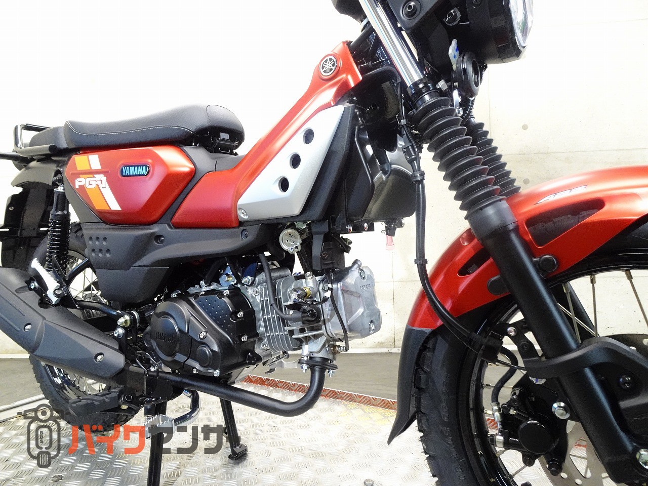 YAMAHA バイクタンク 赤 ヤマハ PG-1 2026年モデル ABS ベトナム仕様 並行輸入新車 遠心