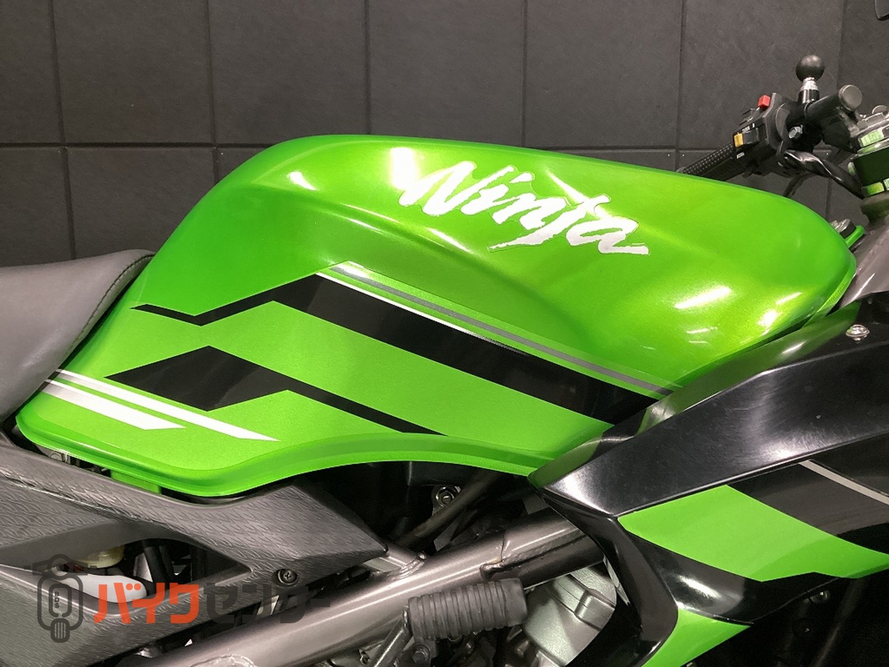 カワサキ ニンジャ150RR 乗出し整備済・2ストロークエンジン・希少車