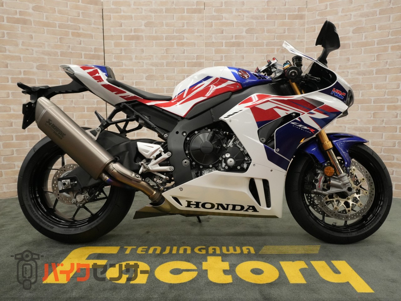 ホンダ CBR1000RR-R SP 30周年アニバーサリーモデル ブレンボ