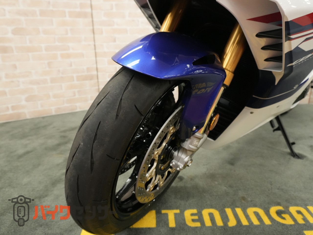 ホンダ CBR1000RR-R SP 30周年アニバーサリーモデル ブレンボ