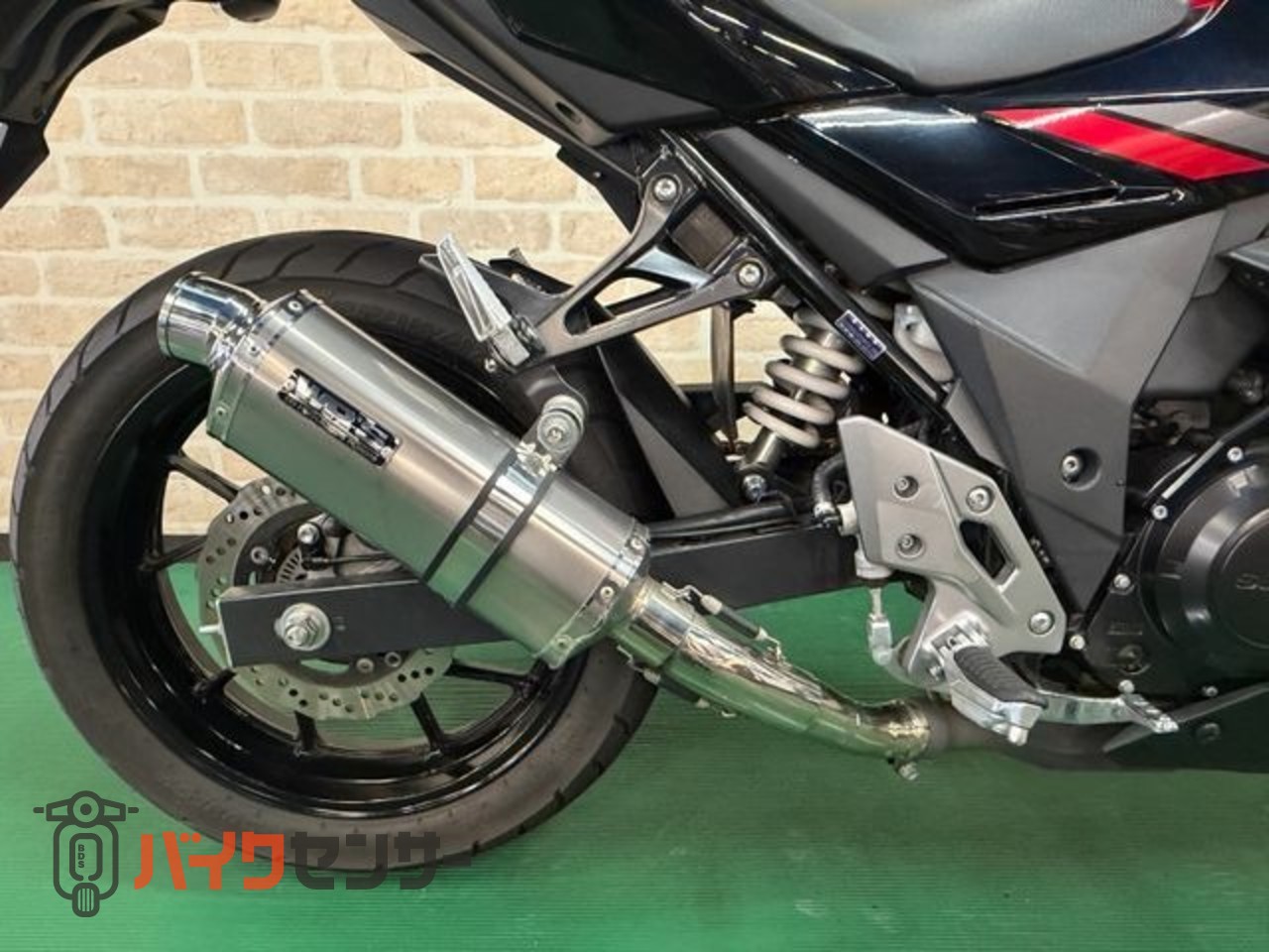 スズキ GSX250R ETC搭載 WR'Sマフラー puigスクリーン マルチバー