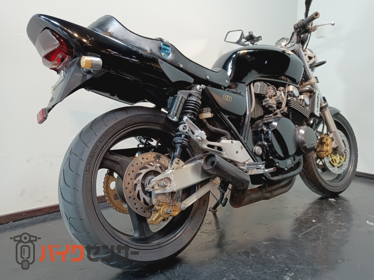 ホンダ CB400 SUPER FOUR VTEC SPEC2 社外マフラー 社外シート B700552