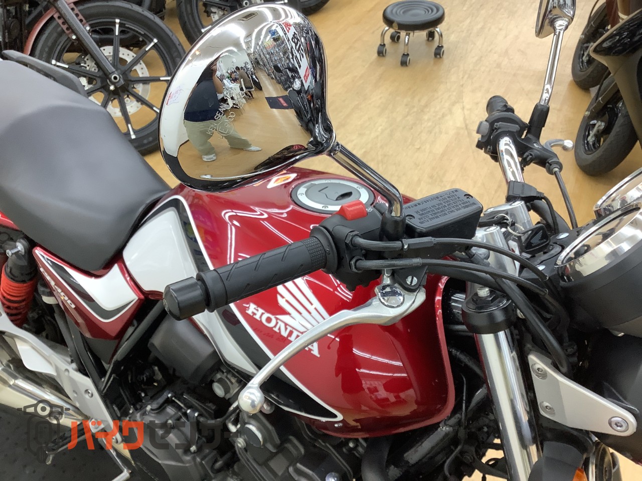 ホンダ CB400SF！2019年モデル！赤白カラー! B700606| BDSバイクセンサー