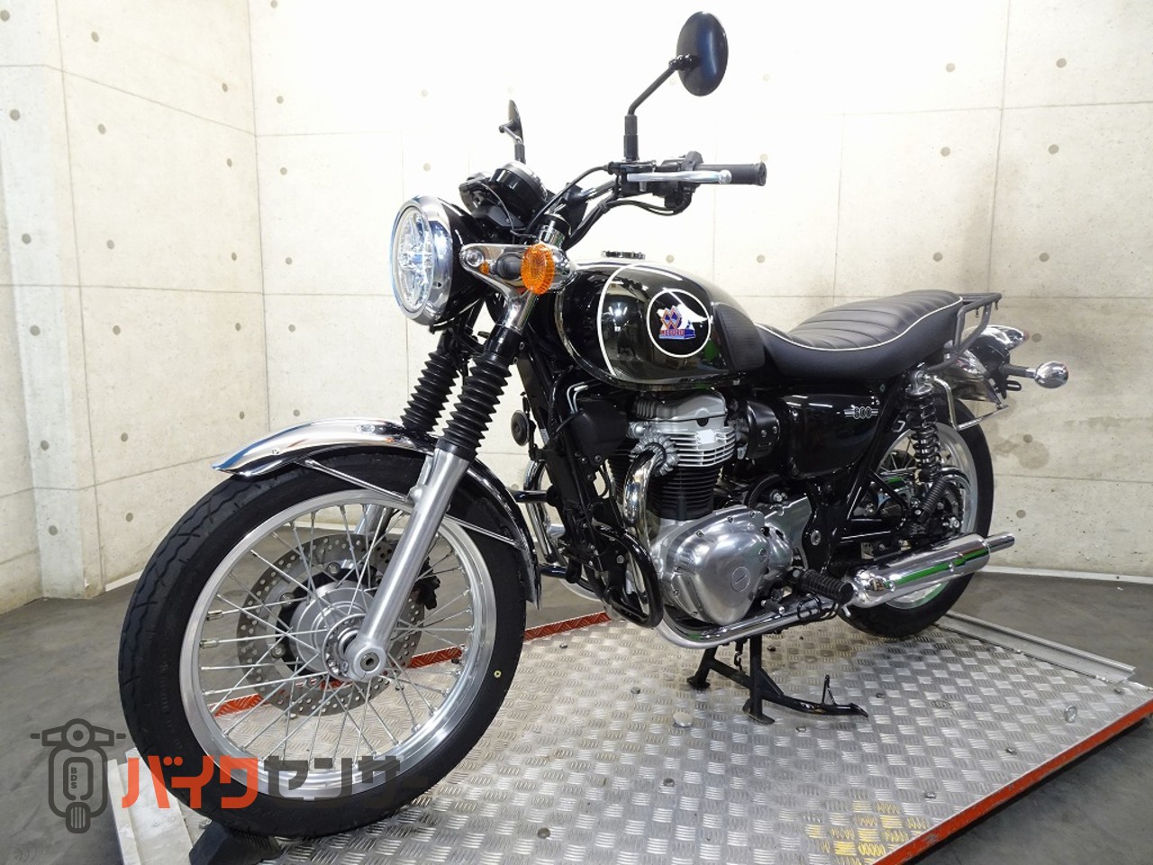 川崎W800メグロK3純正燃料タンク！！ 状態良好 カワサキ w800 純正