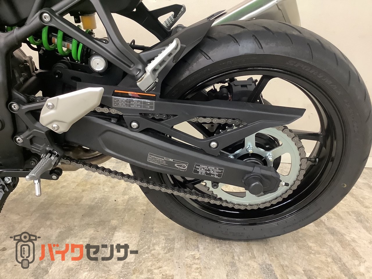 カワサキ NINJA ZX－4RR 2026年モデル マルチバー・USB