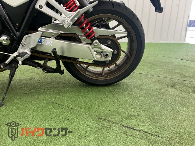 CB1300 SUPER ボルドール パールサンビームホワイト 純正マフラー
