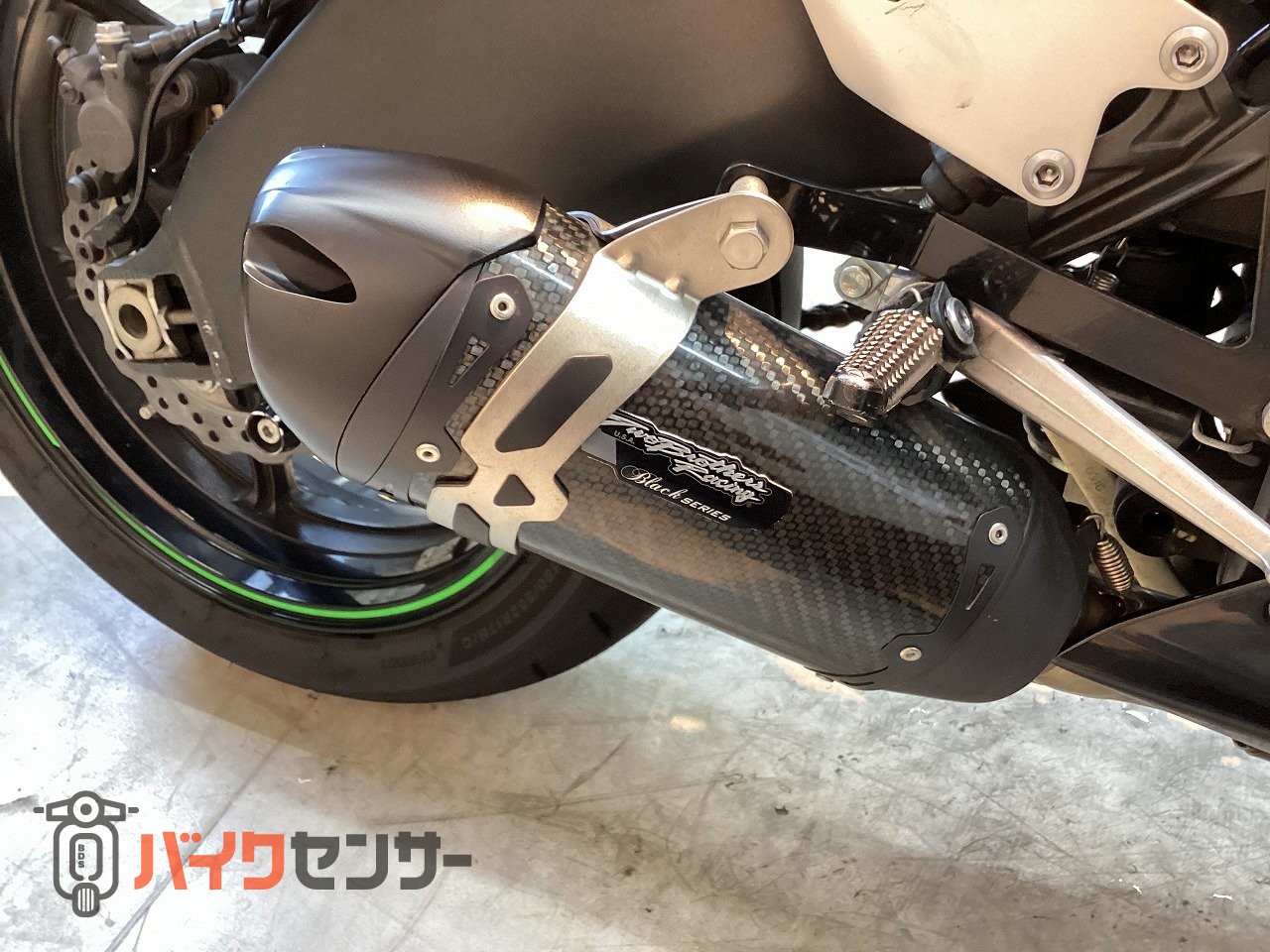 カワサキ Ninja ZX-6R 2019年モデル スクリーン・フェンダーレス