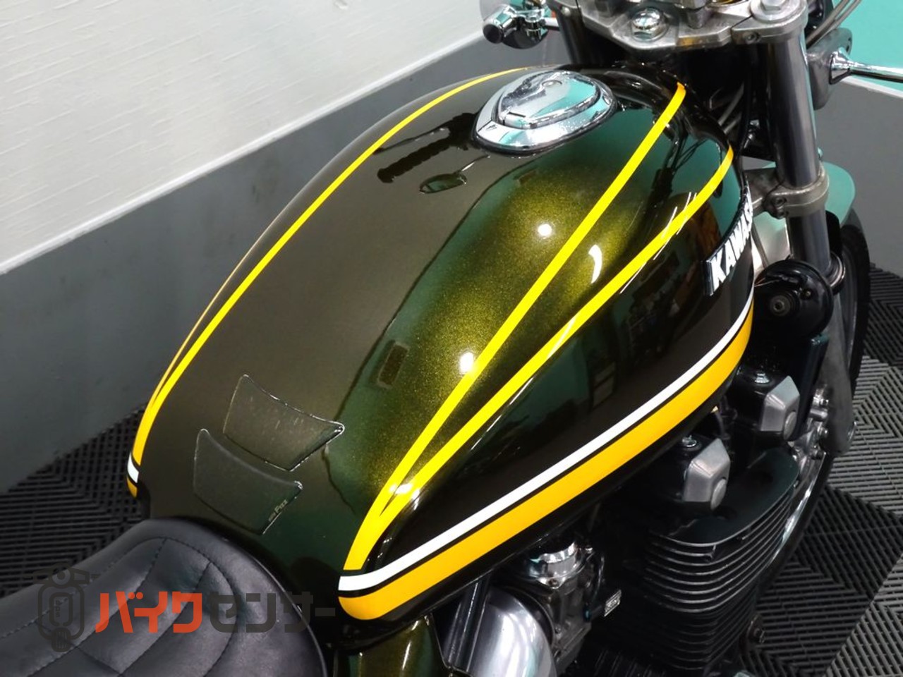 カワサキ 雰囲気抜群のZ2スタイル！ ゼファ－1100RS タイガーカラー